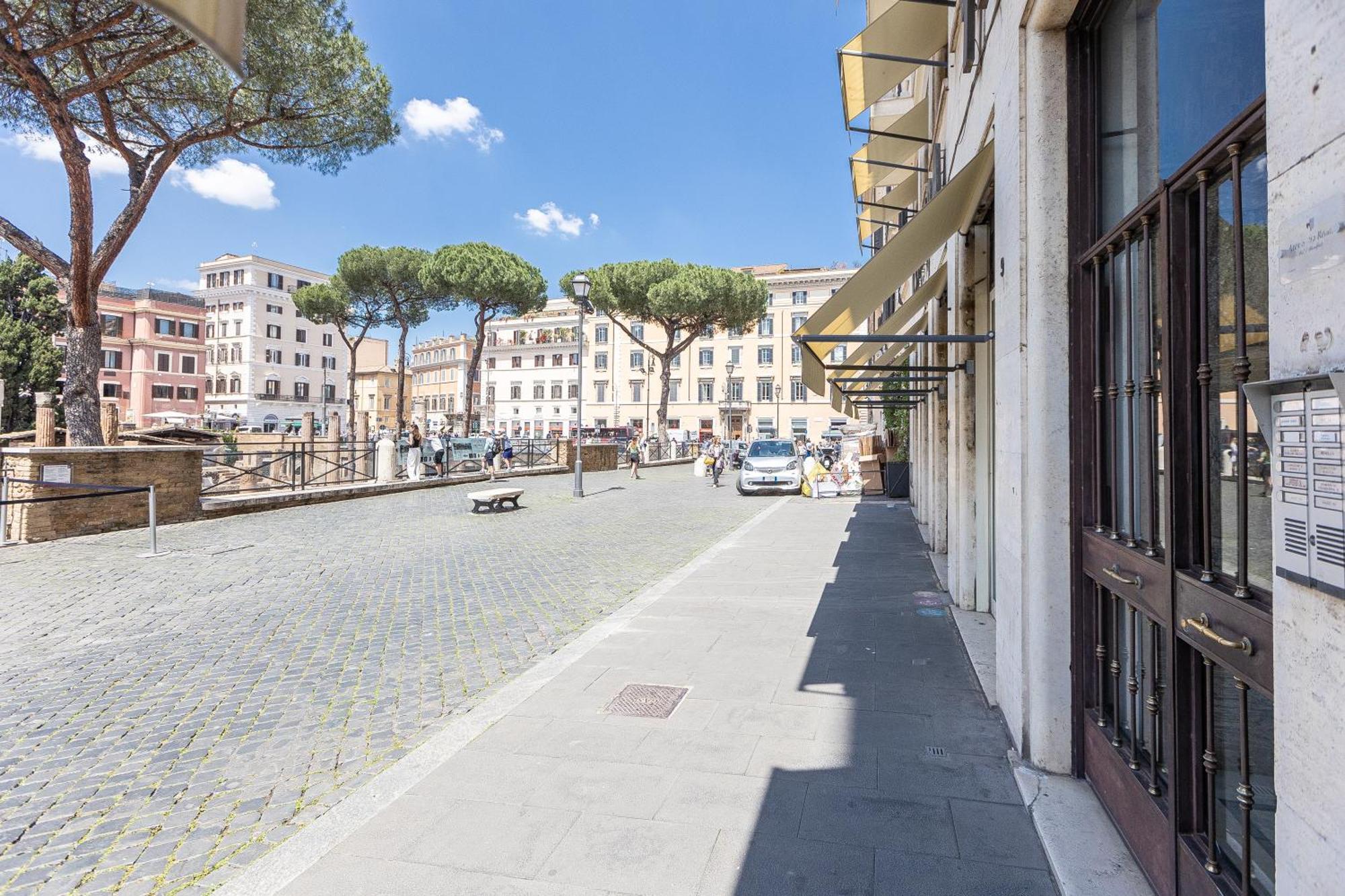 Argentina Penthouse By Rental In Roma Exterior foto